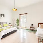 Enormous Luxury 3-storey Townhouse, Rooftop Egas1-1 * 弗洛里亚纳