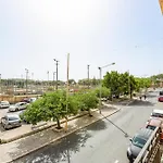 Enormous Luxury 3-storey Townhouse, Rooftop Egas1-1 弗洛里亚纳